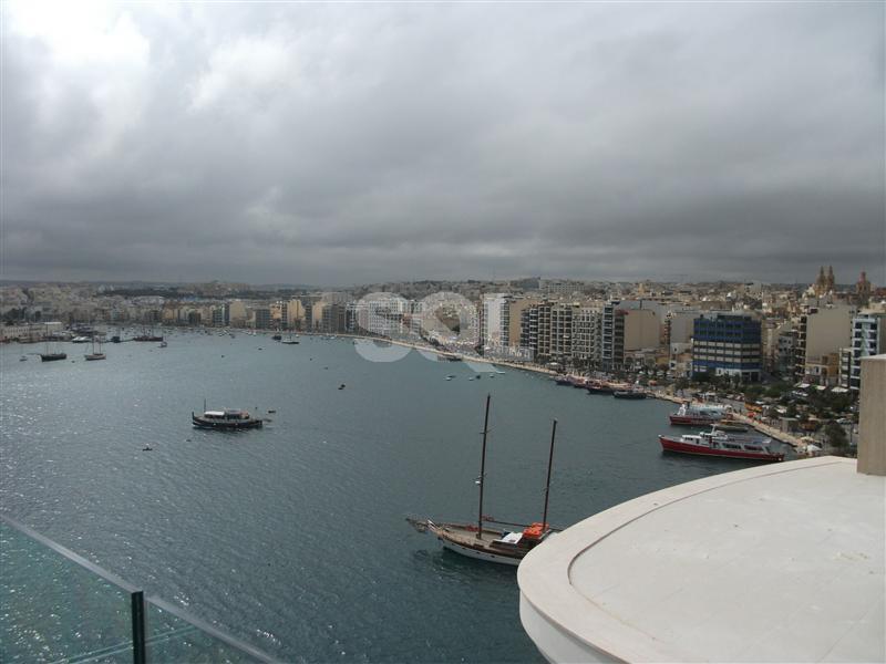 Penthouse in Sliema To Rent