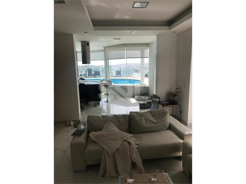 Penthouse in Sliema To Rent