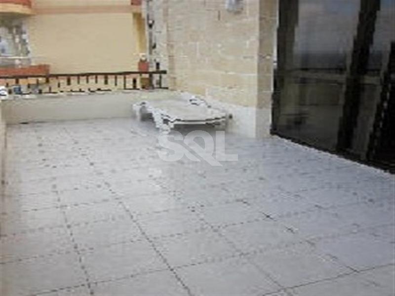 Penthouse in Sliema To Rent