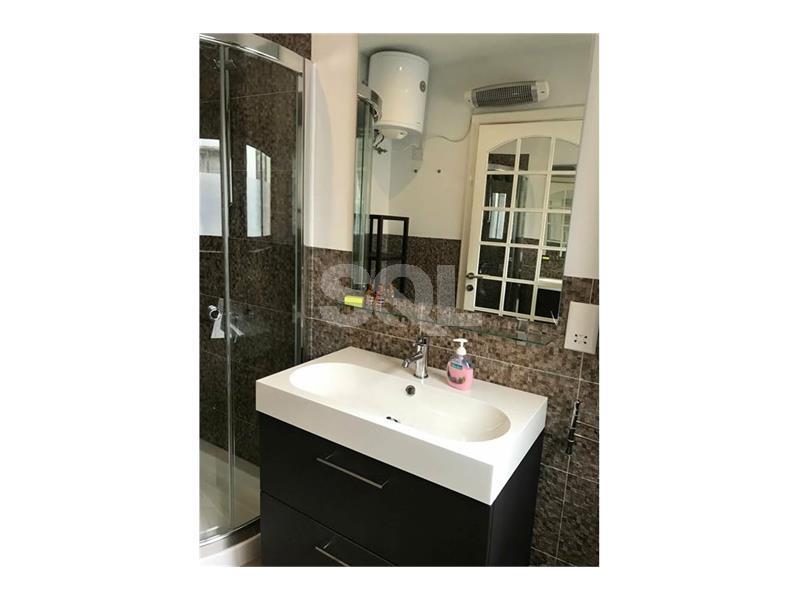 Penthouse in Sliema To Rent