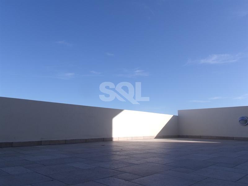 Penthouse in St. Paul's Bay To Rent