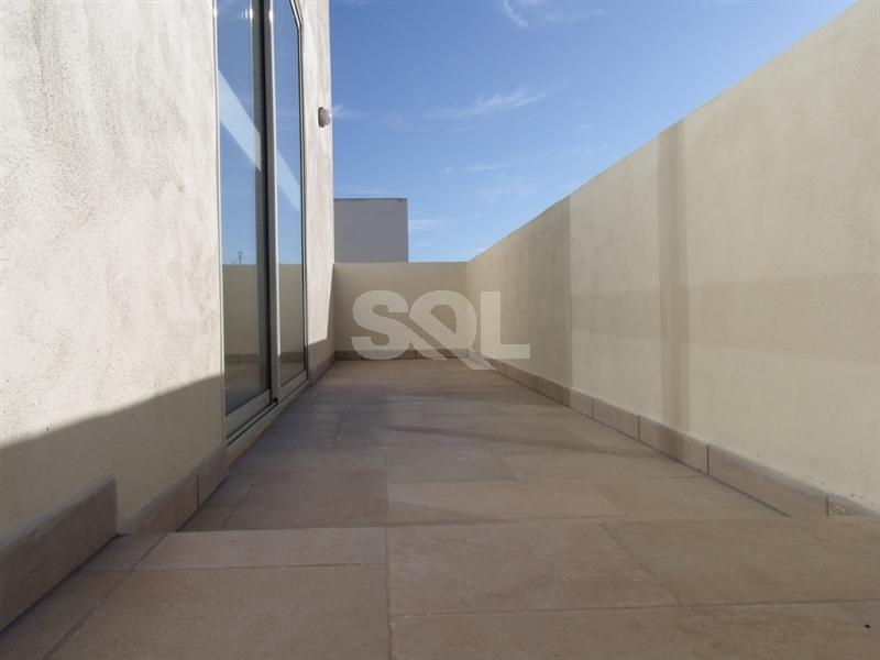 Penthouse in St. Paul's Bay To Rent