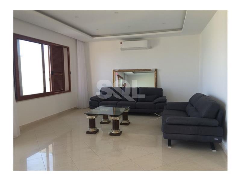 Villa in Madliena To Rent