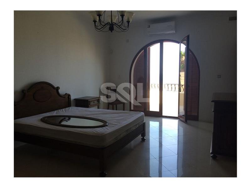 Villa in Madliena To Rent