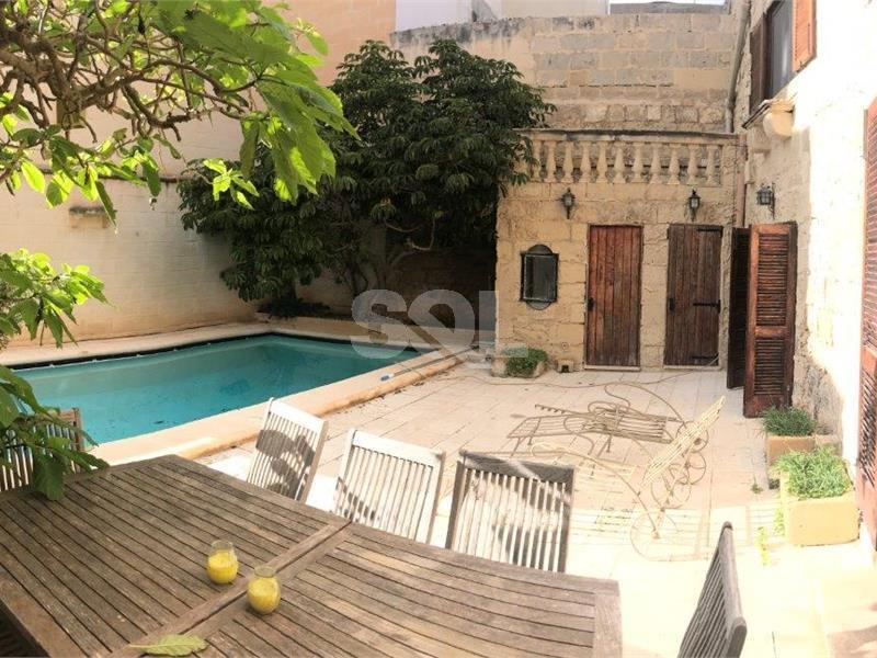House of Character in Naxxar To Rent