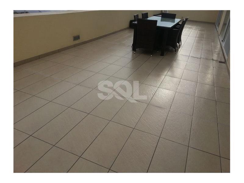 Penthouse in Sliema To Rent