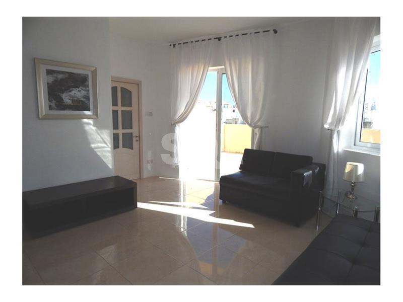 Penthouse in Swatar To Rent