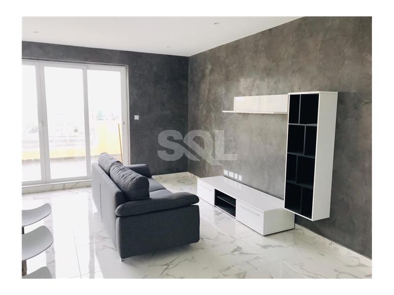 Penthouse in Gzira To Rent