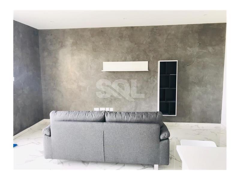 Penthouse in Gzira To Rent