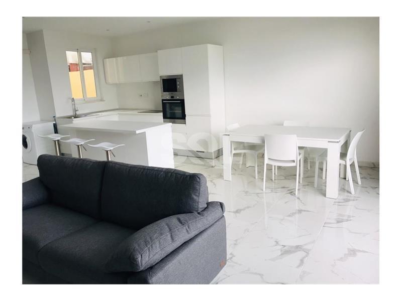 Penthouse in Gzira To Rent