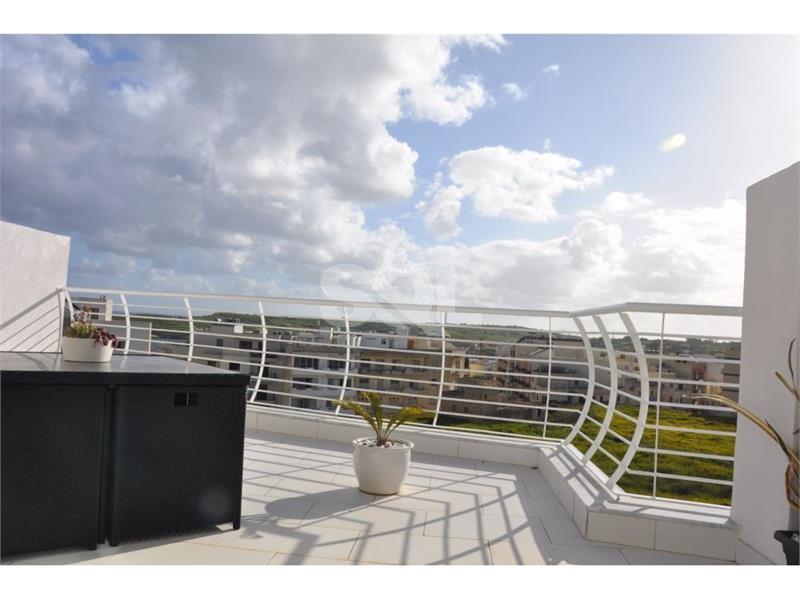 Penthouse in Marsascala To Rent