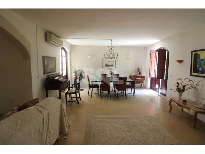 House of Character in Mosta To Rent