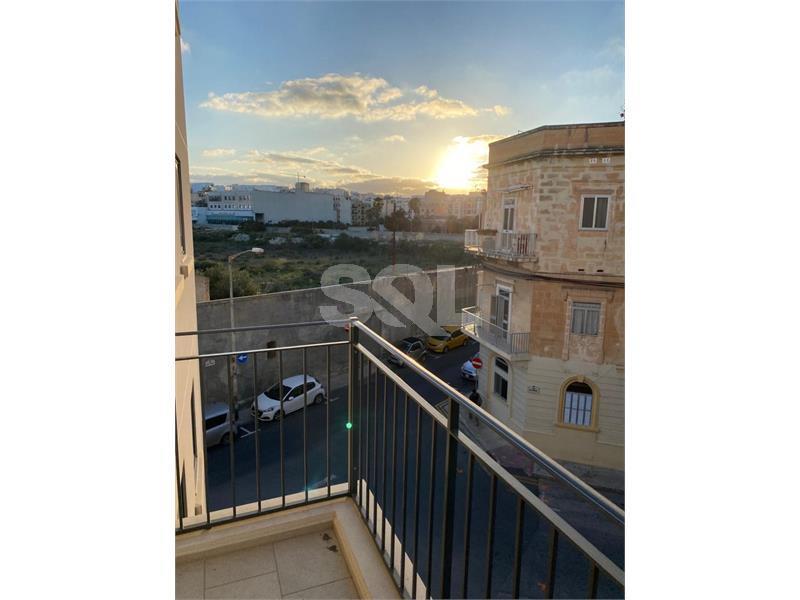 Apartment in Gzira To Rent