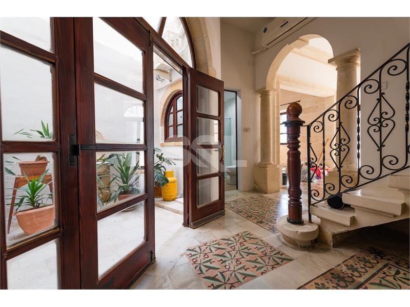 House of Character in Gharghur To Rent