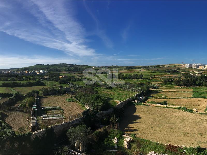 Penthouse in Mosta For Sale
