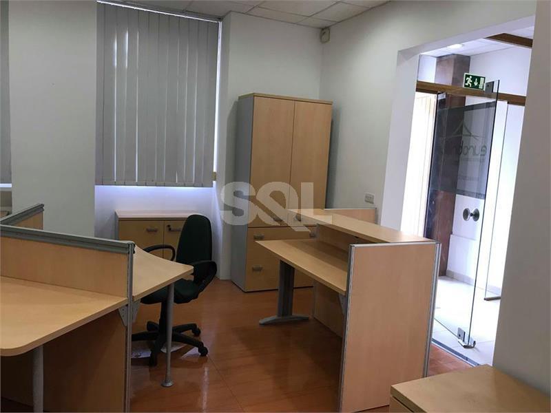 Office in Marsa To Rent