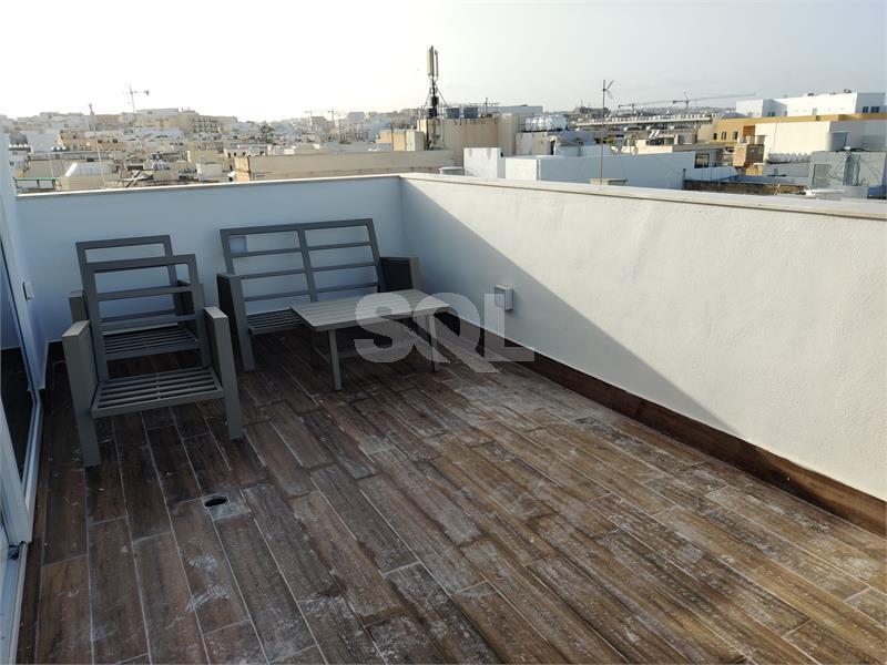 Penthouse in Sliema To Rent