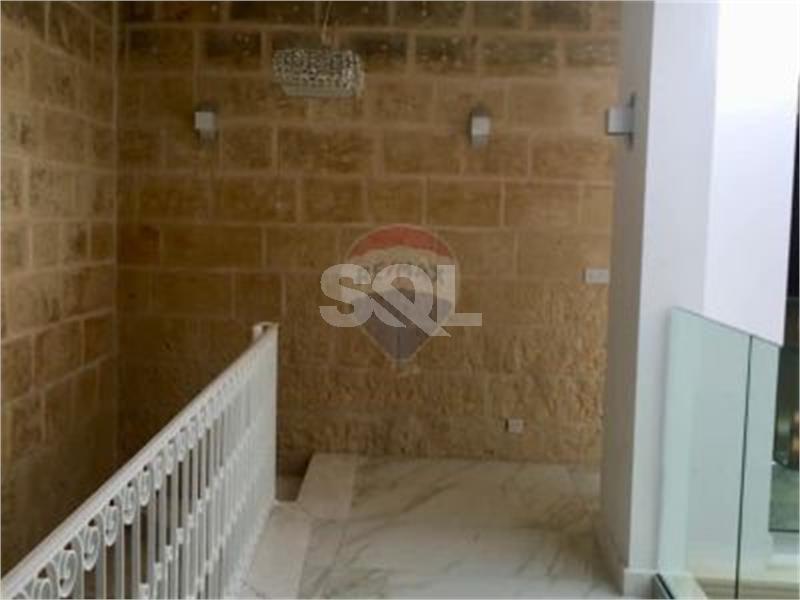 House of Character in Gharghur To Rent