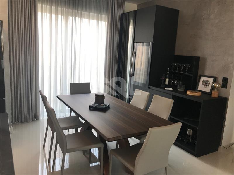 Penthouse in Zebbug To Rent