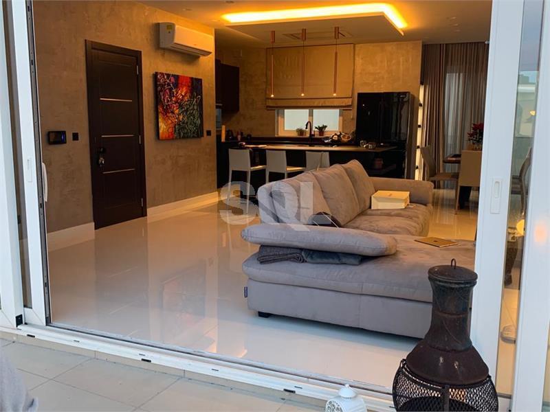 Penthouse in Zebbug To Rent