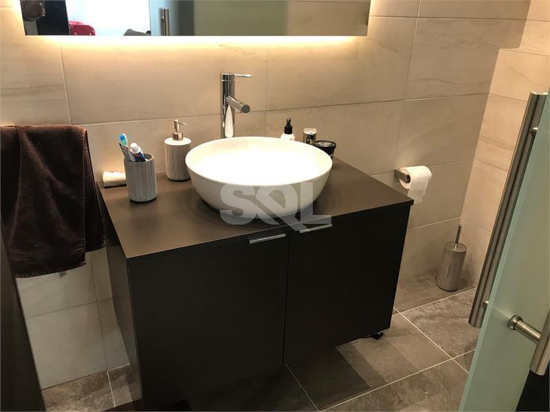 Penthouse in Zebbug To Rent