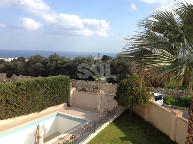 Detached Villa in Madliena To Rent