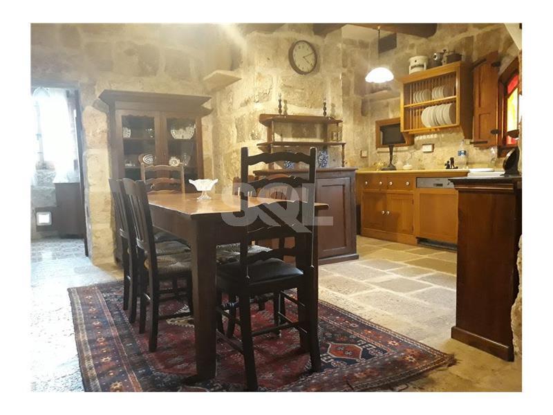 House of Character in Siggiewi To Rent