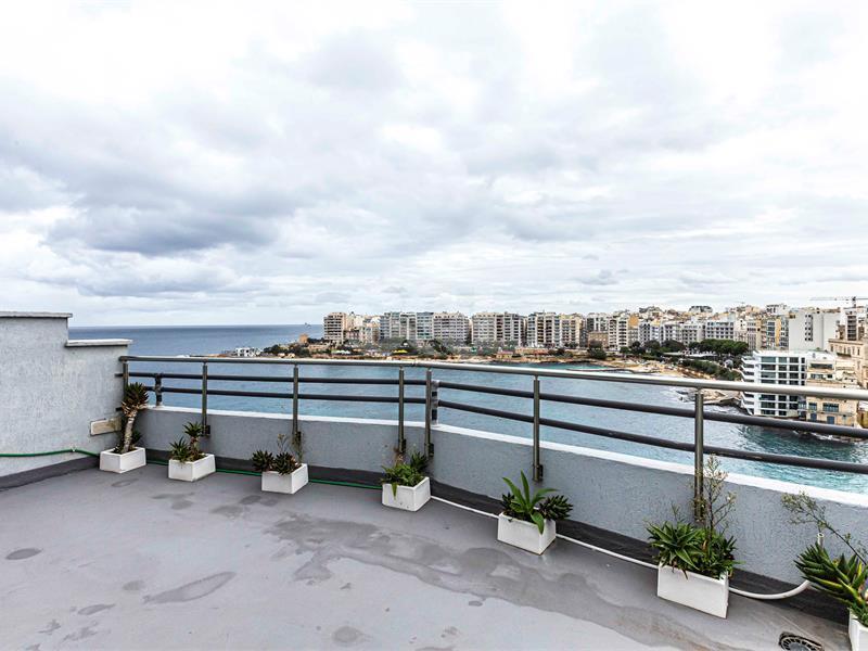 Penthouse in St. Julians To Rent