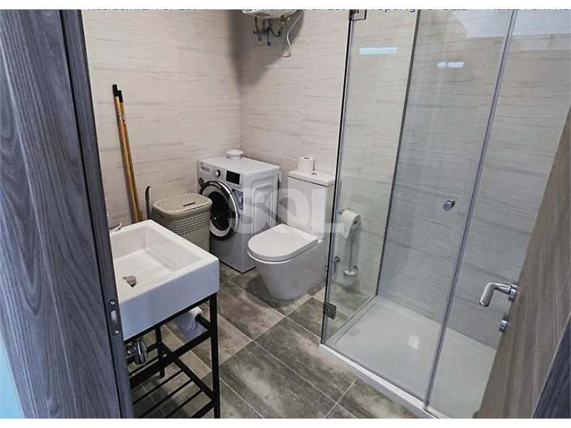 Apartment in Gzira To Rent