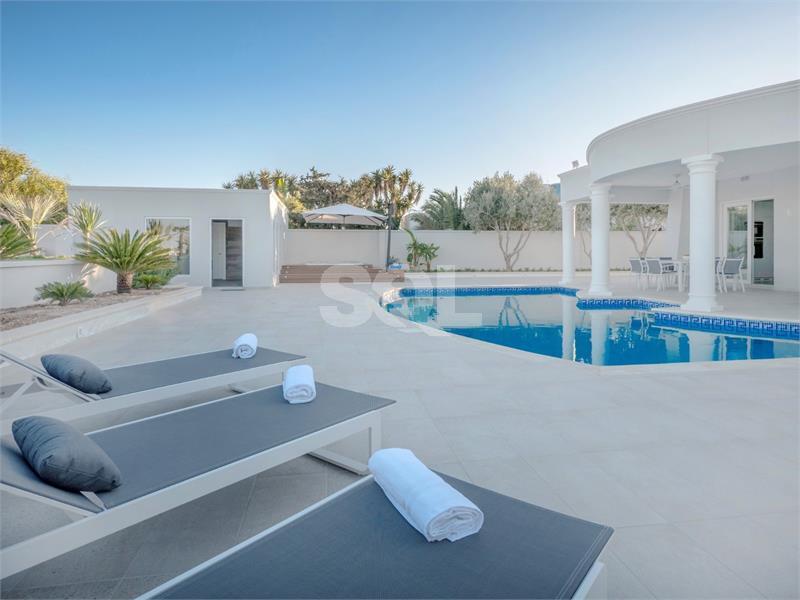 Detached Villa in Mellieha To Rent