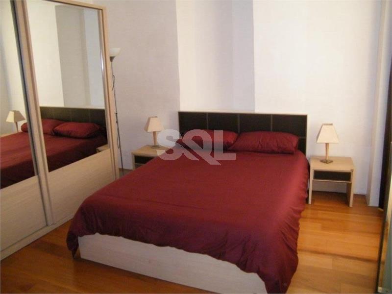 Apartment in Valletta To Rent