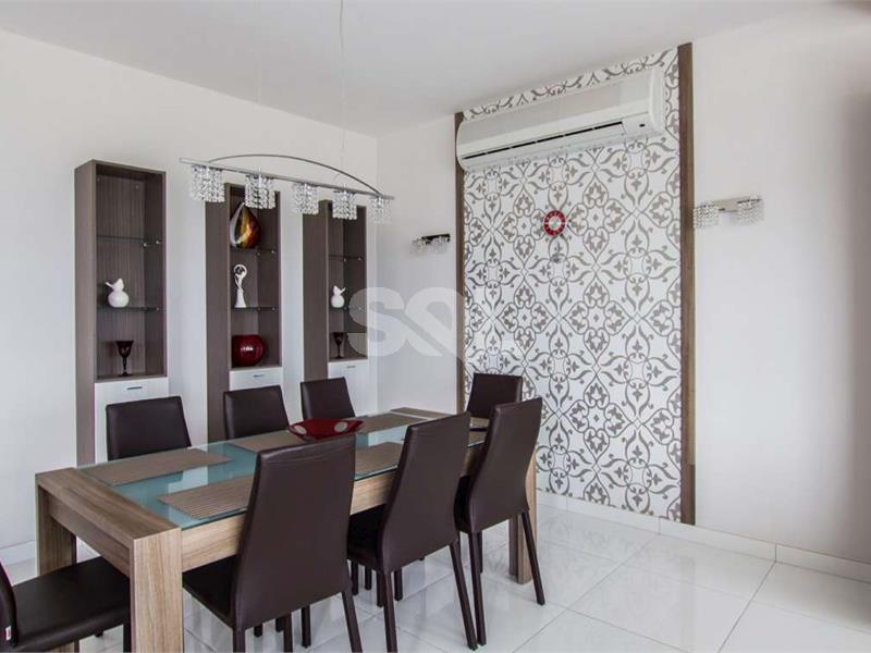 Semi-Detached Villa in Qawra To Rent