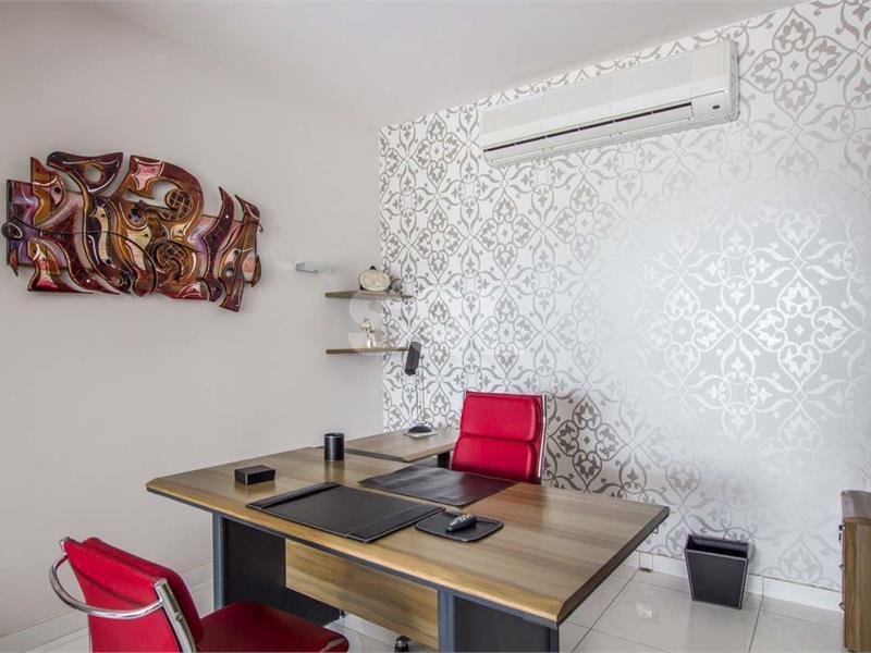 Semi-Detached Villa in Qawra To Rent