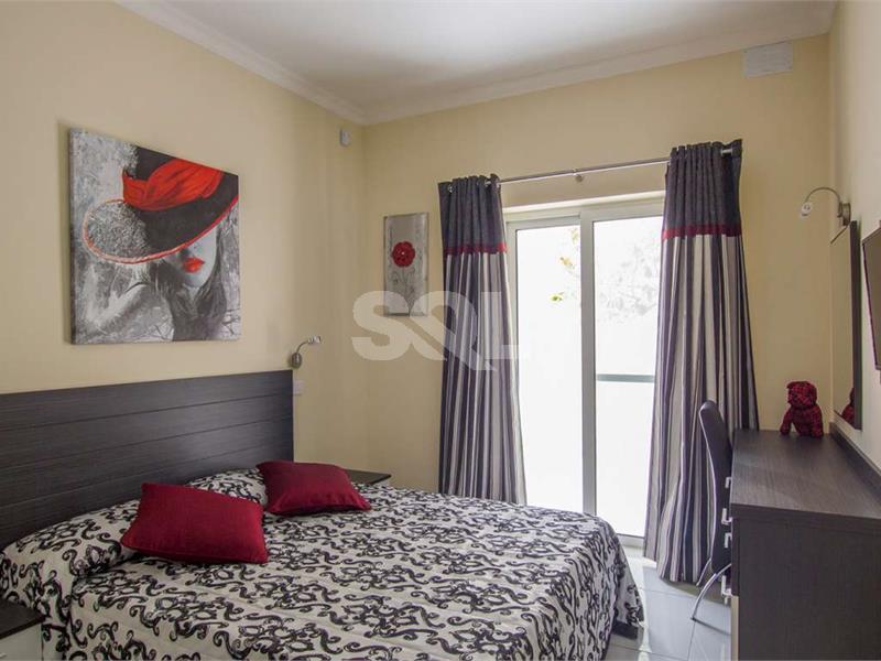 Semi-Detached Villa in Qawra To Rent