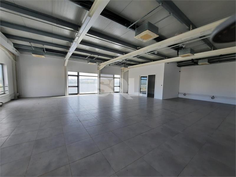 Office in Qormi To Rent