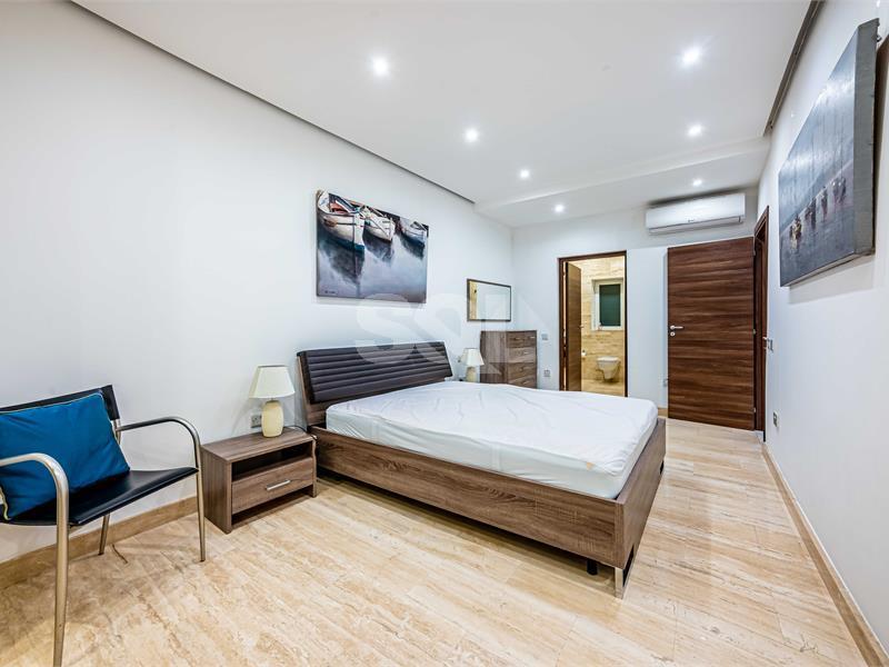 2nd Floor Apartment in Ta' Xbiex To Rent