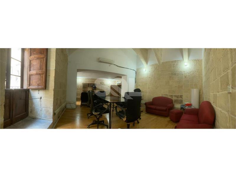 Office in Valletta To Rent
