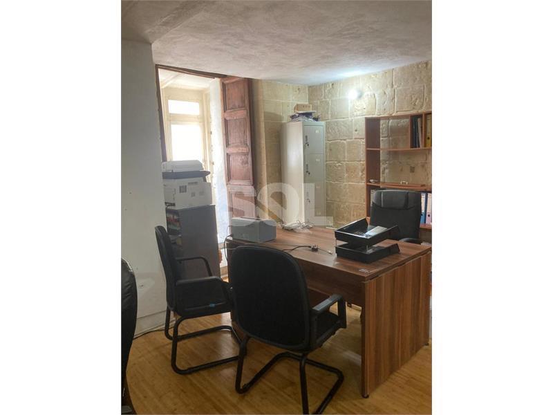 Office in Valletta To Rent