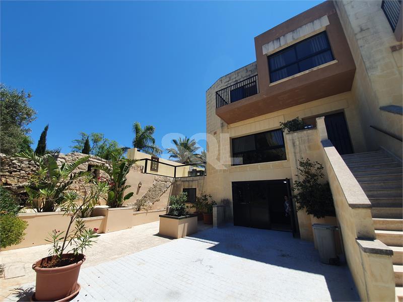 Semi-Detached Villa in Ta' L-Ibrag To Rent