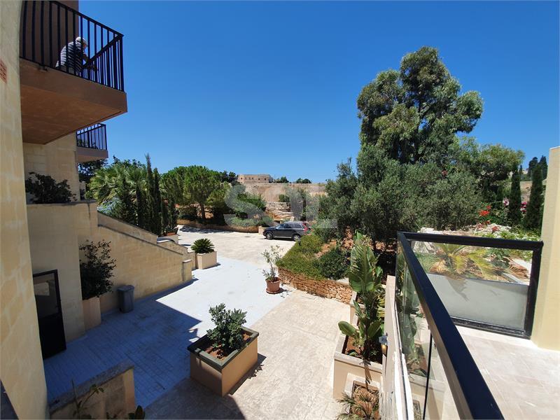 Semi-Detached Villa in Ta' L-Ibrag To Rent