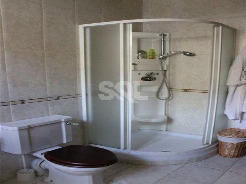 Townhouse in Sliema To Rent