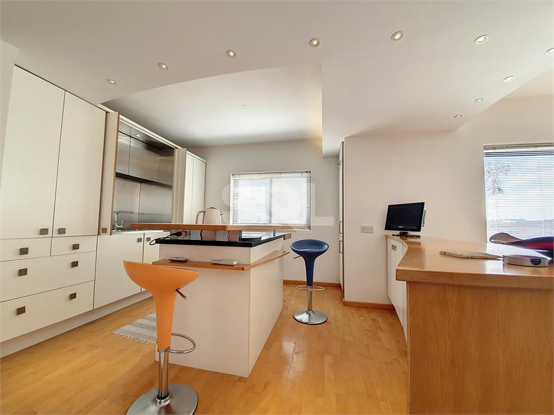 Penthouse in Sliema To Rent