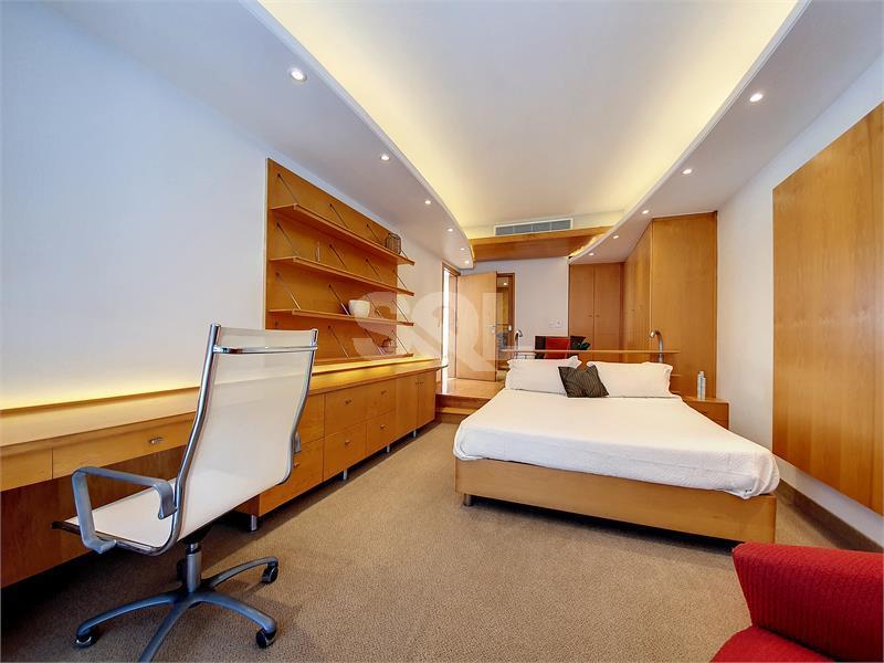 Penthouse in Sliema To Rent