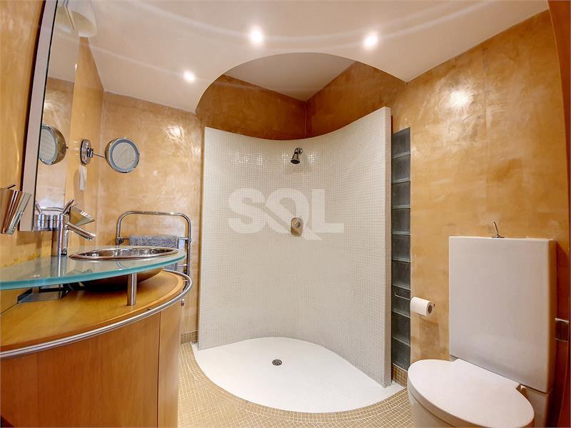 Penthouse in Sliema To Rent