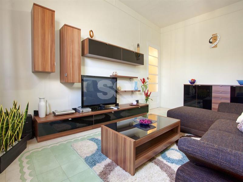 Apartment in Ta' Xbiex To Rent