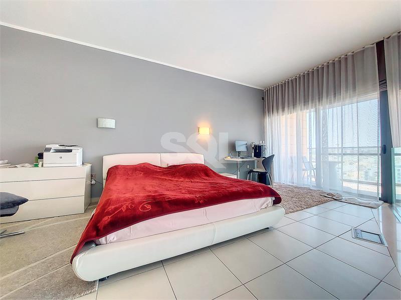 Duplex Apartment in Portomaso For Sale / To Rent
