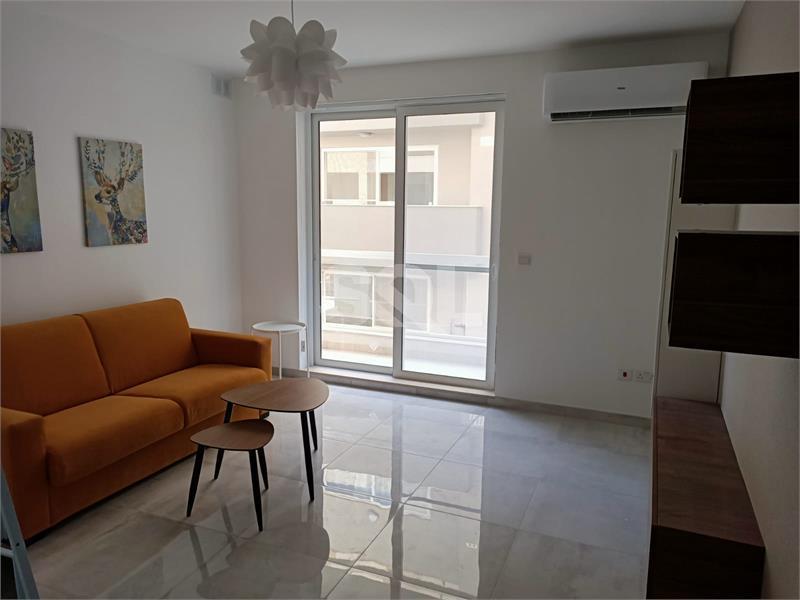 Apartment in Gzira To Rent