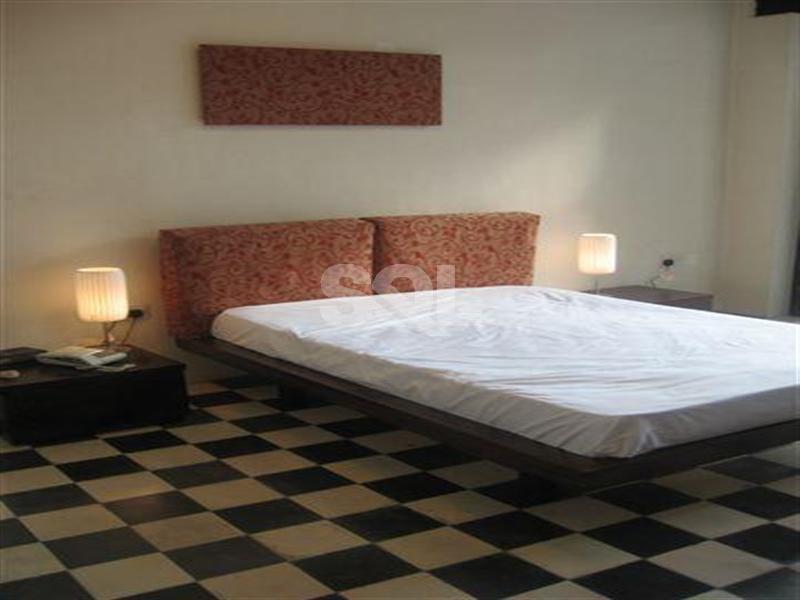 Apartment in Pieta To Rent