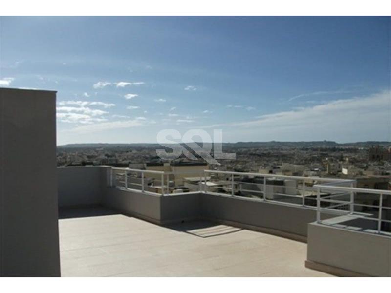 Penthouse in Swatar To Rent
