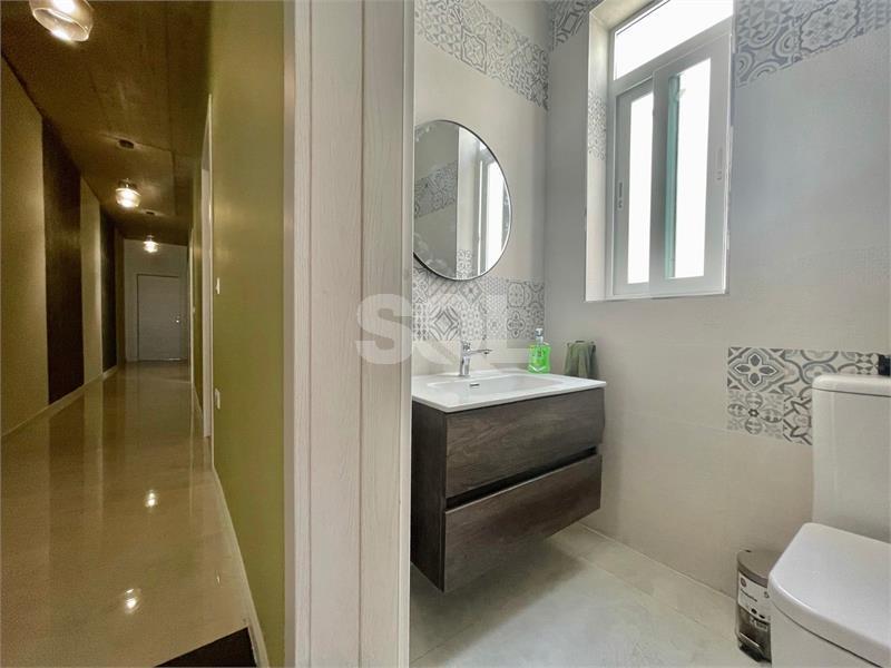 Penthouse in Santa Venera To Rent